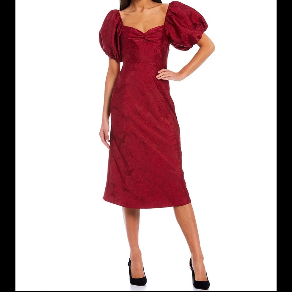 Sachin & Babi
Gabby Floral Jacquard Sweetheart Neck Short Puff Sleeve CutOutBack - Picture 3 of 9